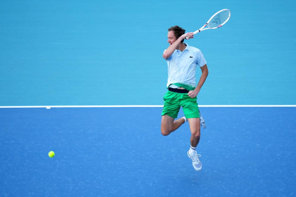 芒特的第一时间处理球是真帅！